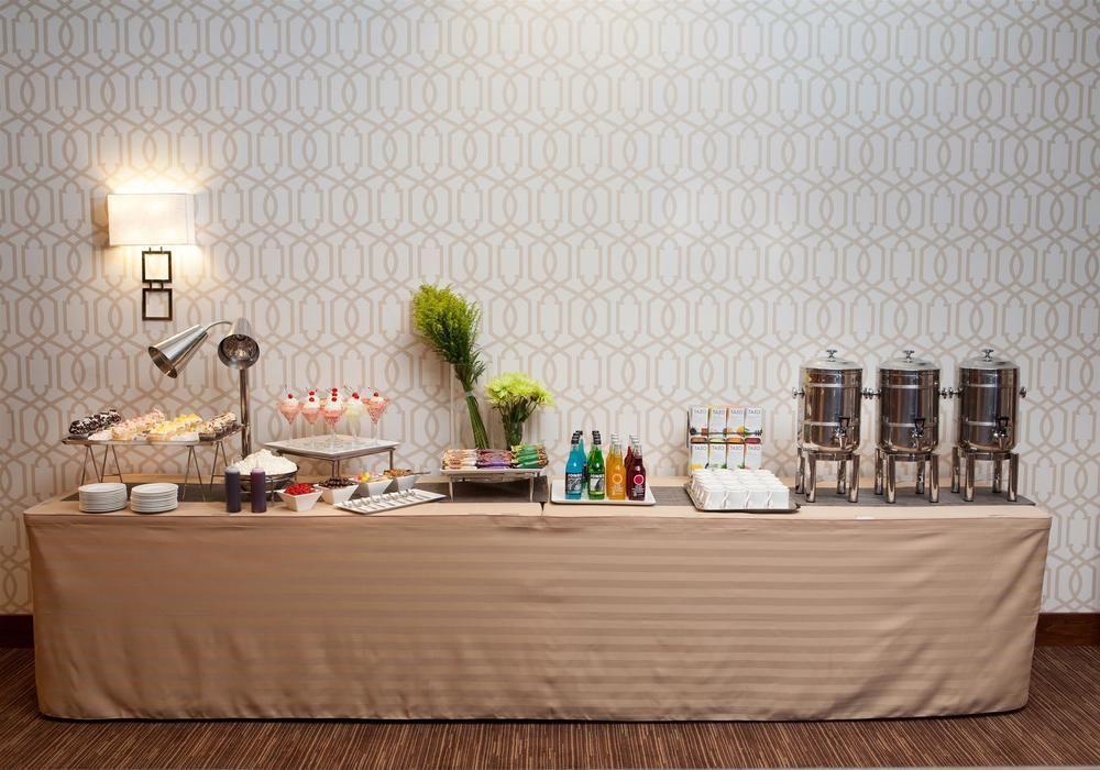 Sheraton Pittsburgh Airport Hotel Coraopolis Bagian luar foto